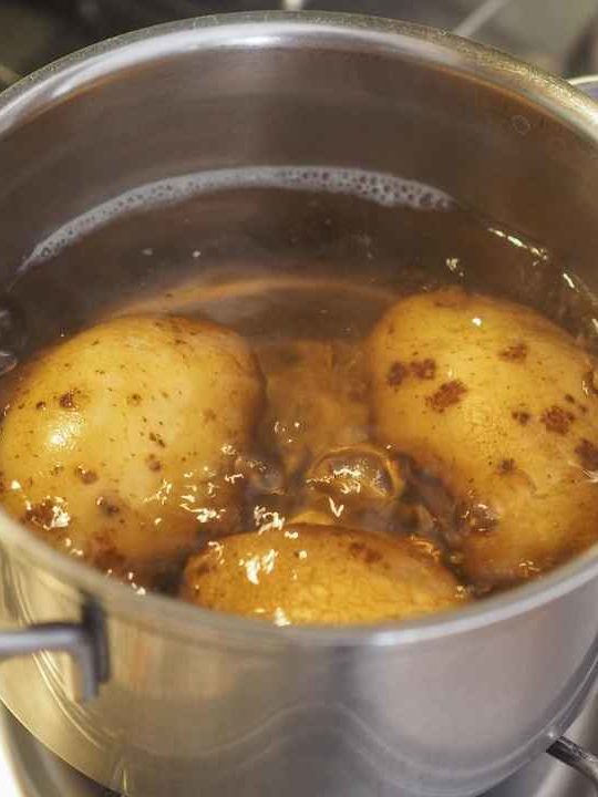 How Much Salts To Boil Potatoes In? (Note)