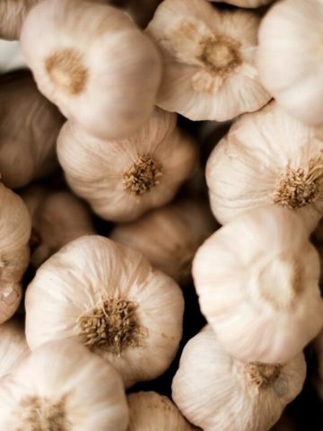 Benefits Of Eating Raw Garlic for Weight Loss