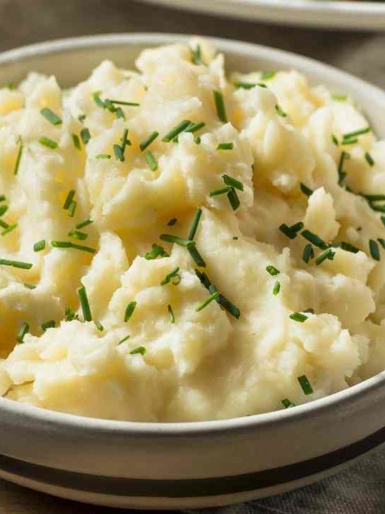 What Happens When Adding Flour To Mashed Potatoes