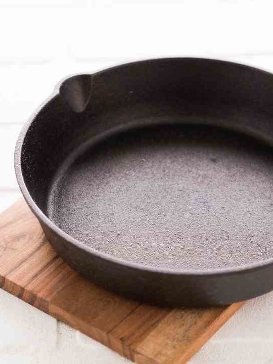 Can A Cast Iron Skillet Go In The Oven
