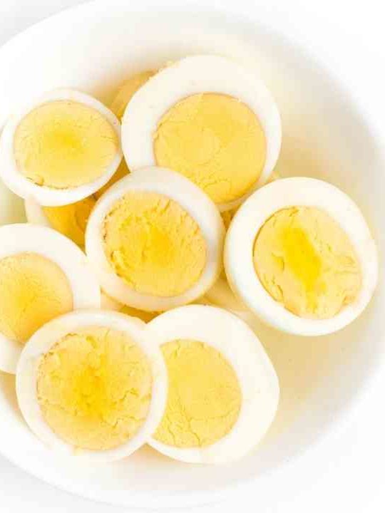 Can You Eat Boiled Eggs Left Out Overnight