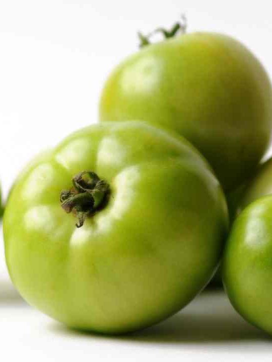 Can You Eat Green Tomatoes Raw