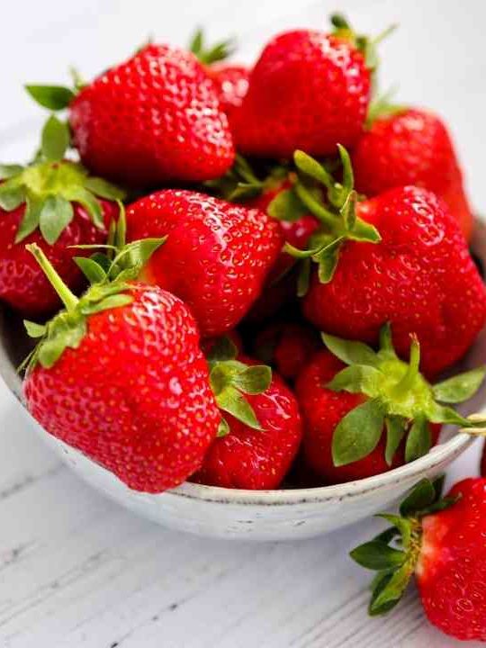 Can You Eat Strawberries Without Washing Them