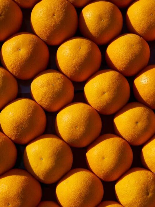 Can You Get Sick From Eating Old Oranges