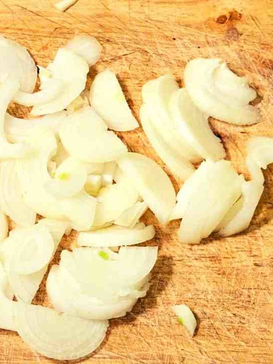 Are Onions Safe To Eat After Cutting