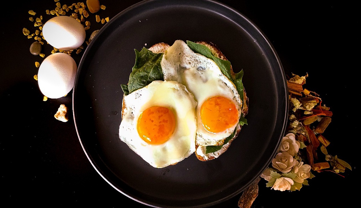 Compared to eating something unhealthy for breakfast, boiled eggs will make you feel lighter.